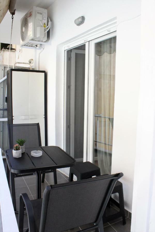 Liby'S Luxury Apartmemt Kavala Exterior photo
