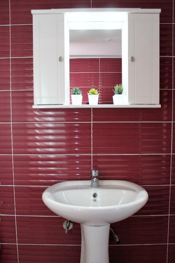 Liby'S Luxury Apartmemt Kavala Exterior photo